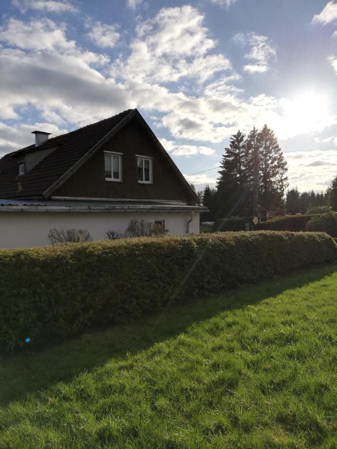 Ferienwohnung Isis In Neufang Sonneberg Esterno foto